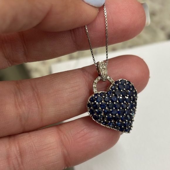 Sapphire and Diamonds Necklace - Picture 7 of 12